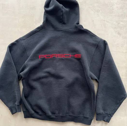 CarreraUrban "1990s Vintage Zip Up"